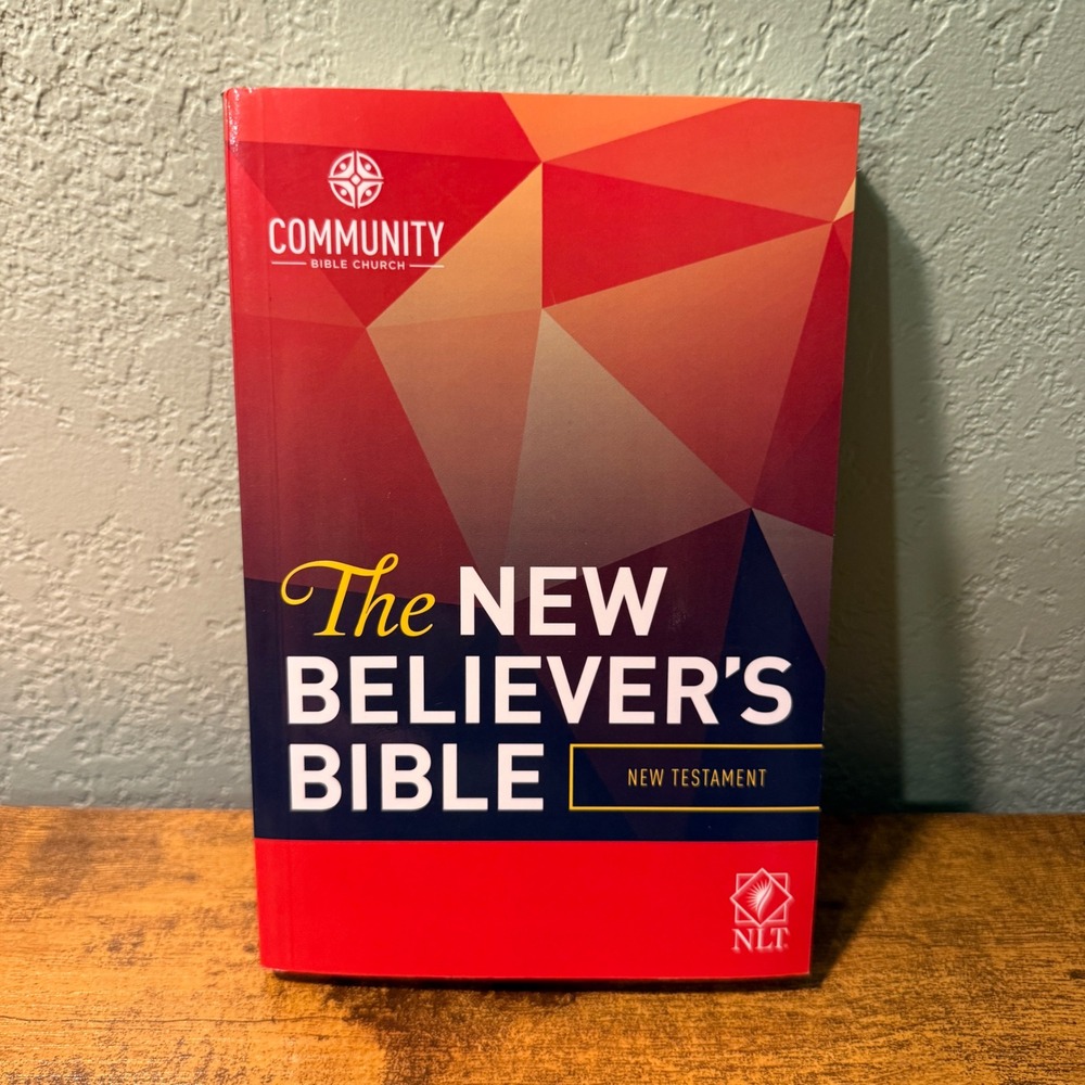 New Believer's Bible New Testament NLT Paperback Book Community Bible Church